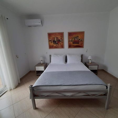 Meto Rooms Sarandë Buitenkant foto