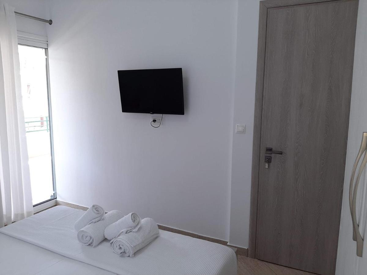 Meto Rooms Sarandë Buitenkant foto