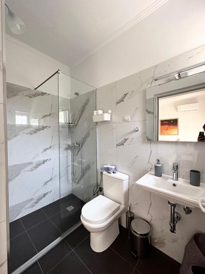 Meto Rooms Sarandë Buitenkant foto